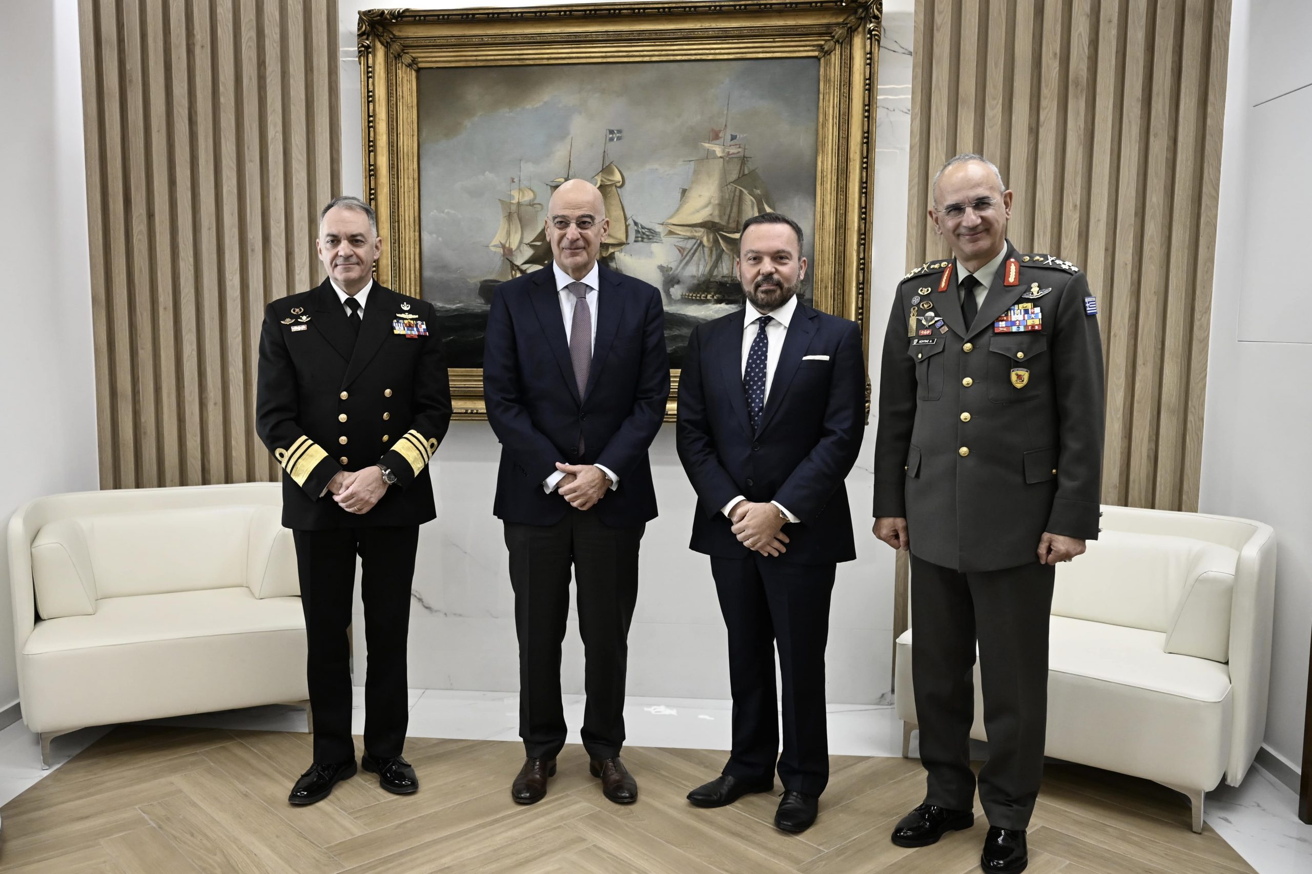 Παρουσία ΥΕΘΑ Ν. Δένδια στην τελετή απονομής βαθμού Έφεδρου Πλωτάρχη επί τιμή στον Στ. Παπαδόπουλο