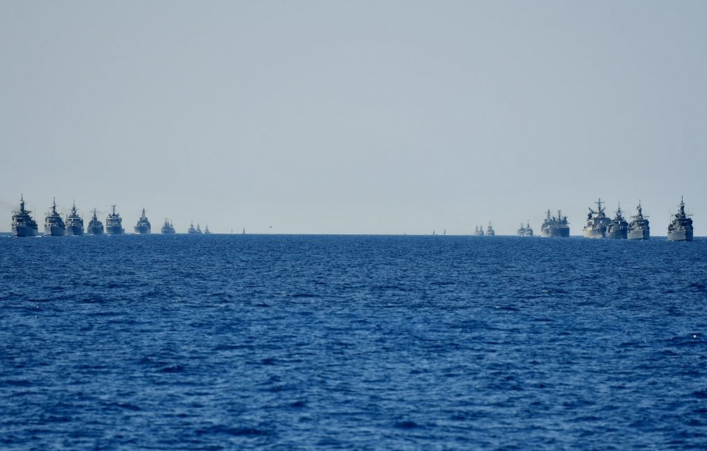 Επιθεώρηση του Στόλου απο την Α.Ε. Πρόεδρο της Δημοκρατίας παρουσία της Πολίτικης & Στρατιωτικής Ηγεσίας του ΥΠΕΘΑ