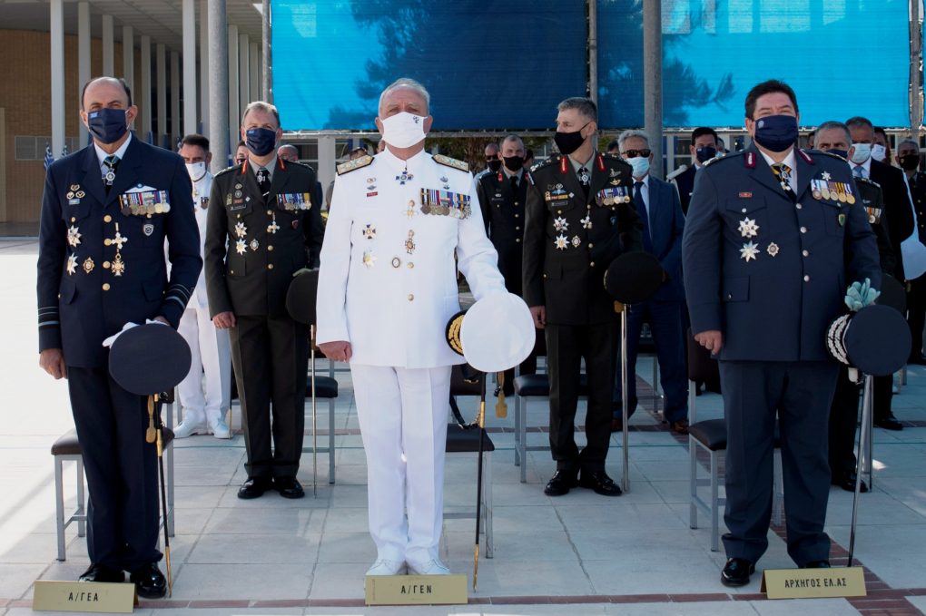 Παρουσία ΥΕΘΑ Νικόλαου Παναγιωτόπουλου στην τελετή ορκωμοσίας νέων Ανθυπολοχαγών στη ΣΣΕ υπό την ΠτΔ