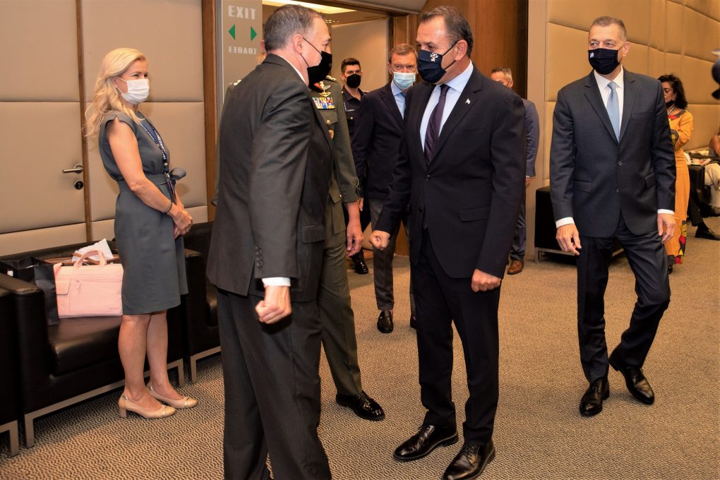 Συνάντηση ΥΕΘΑ Νικόλαου Παναγιωτόπουλου με αντιπροσωπεία της Παγκοσμίου Διακοινοβουλευτικής Ενώσεως Ελληνισμού