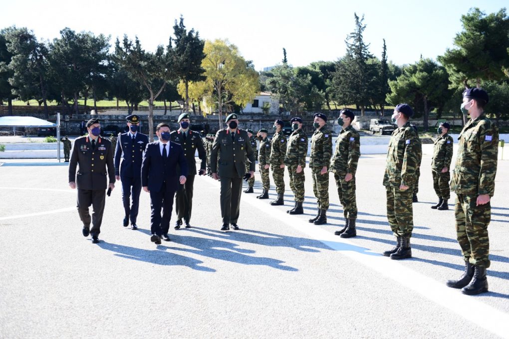 Στο Κέντρο Εκπαίδευσης Ειδικών Δυνάμεων ο ΥΦΕΘΑ Νικόλαος Χαρδαλιάς για την Ορκωμοσία των νεοσύλλεκτων Οπλιτών Θητείας