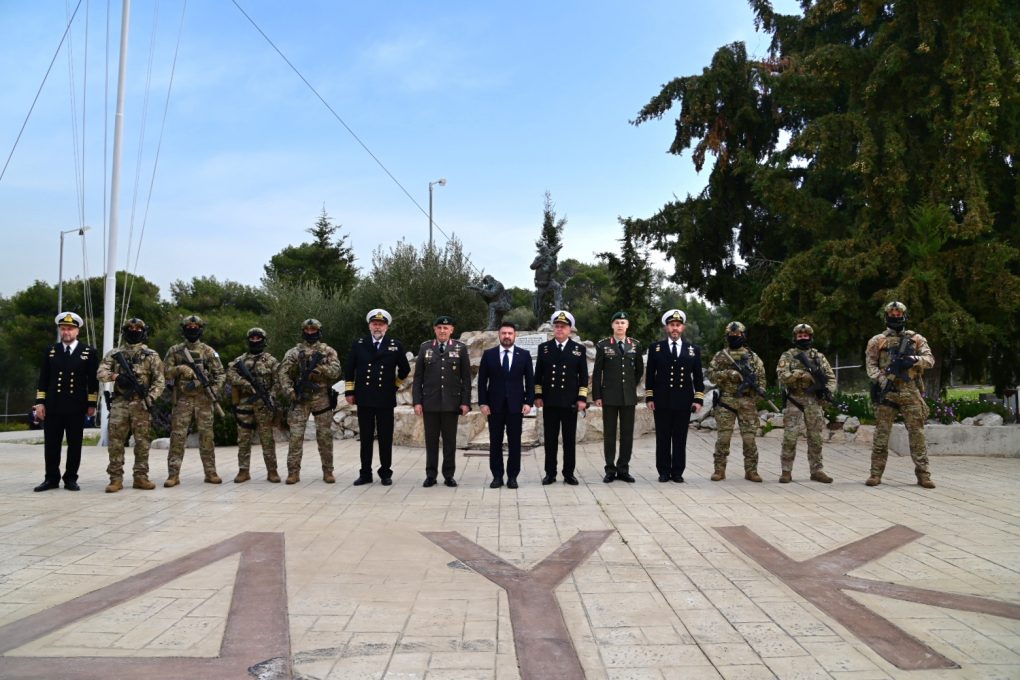 Επισκέψεις ΥΦΕΘΑ Νικόλαου Χαρδαλιά στις Διοικήσεις Υποβρυχίων Καταστροφών και Ταχέων Σκαφών του Πολεμικού Ναυτικού