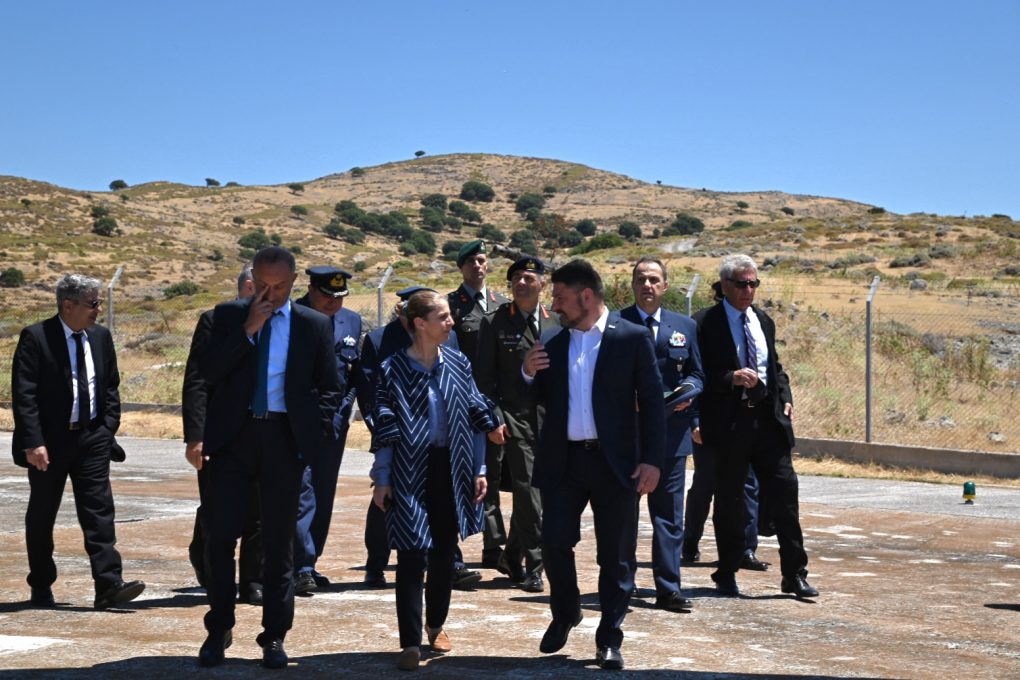 Ο ΥΦΕΘΑ Νικόλαος Χαρδαλιάς στο ετήσιο μνημόσυνο του Ήρωα Υποσμηναγού (I) Νικόλαου Σιαλμά, στον Άγιο Ευστράτιο