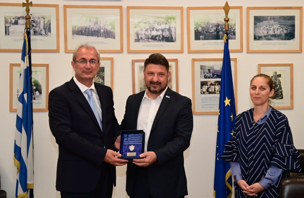 Ο ΥΦΕΘΑ Νικόλαος Χαρδαλιάς στο ετήσιο μνημόσυνο του Ήρωα Υποσμηναγού (I) Νικόλαου Σιαλμά, στον Άγιο Ευστράτιο