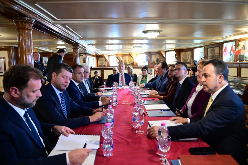 Συμμετοχή ΥΕΘΑ Νικόλαου Παναγιωτόπουλου στη Σύνοδο των ΥΠΑΜ της Πρωτοβουλίας ADRION στη Βενετία