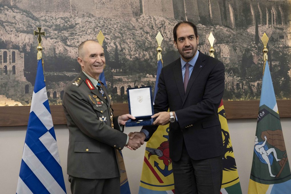 Παρουσία ΥΦΕΘΑ Ιωάννη Κεφαλογιάννη στην τελετή παράδοσης - παραλαβής καθηκόντων Διοικητή ΑΣΔΥΣ