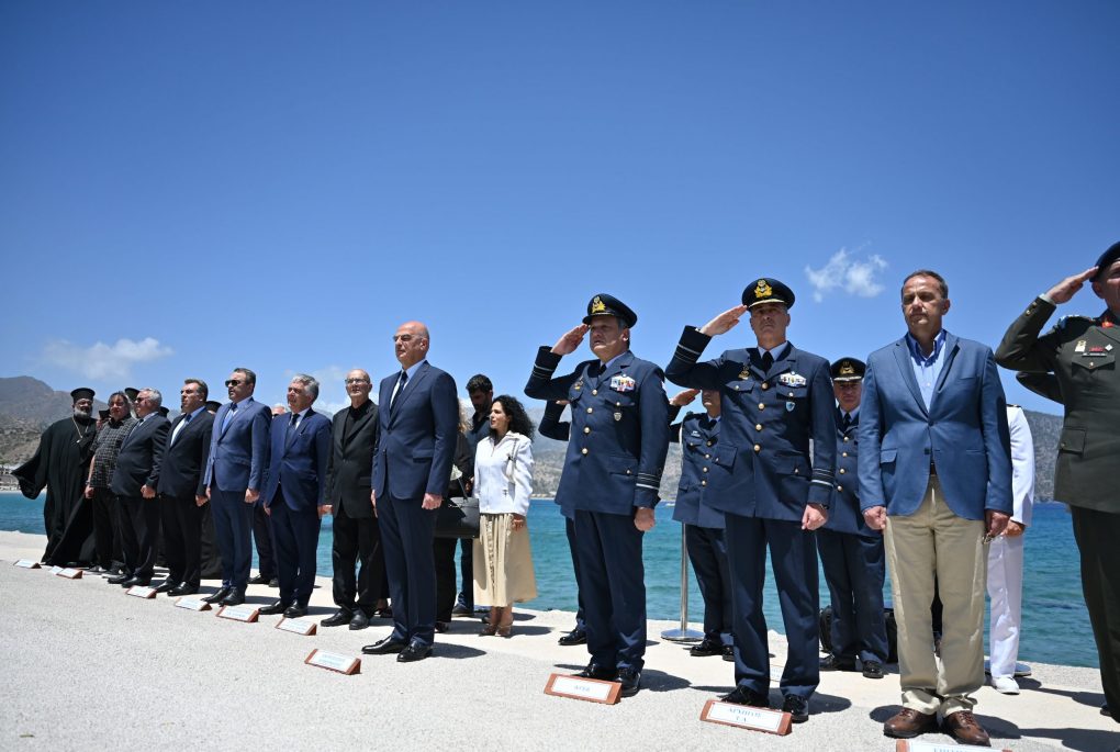 Παρουσία ΥΕΘΑ Ν. Δένδια στις εκδηλώσεις τιμής και μνήμης για τον Σμηναγό (Ι) Κωνσταντίνο Ηλιάκη, στην Κάρπαθο  