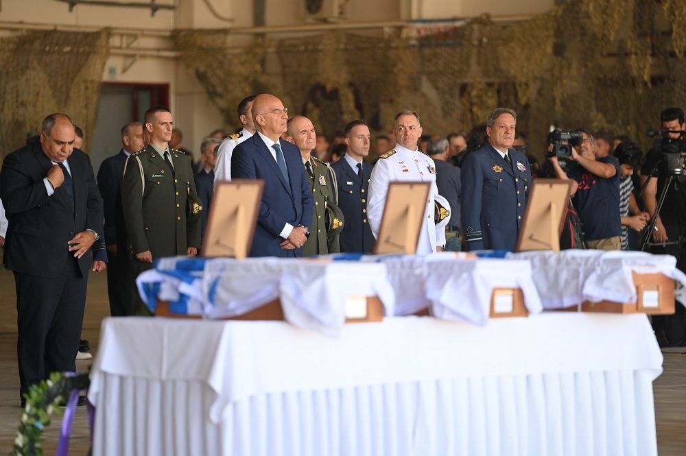 Παρουσία ΥΕΘΑ Ν. Δένδια στην τελετή επαναπατρισμού των λειψάνων Ελλήνων Οπλιτών από την Κυπριακή Δημοκρατία στην Ελλάδα.