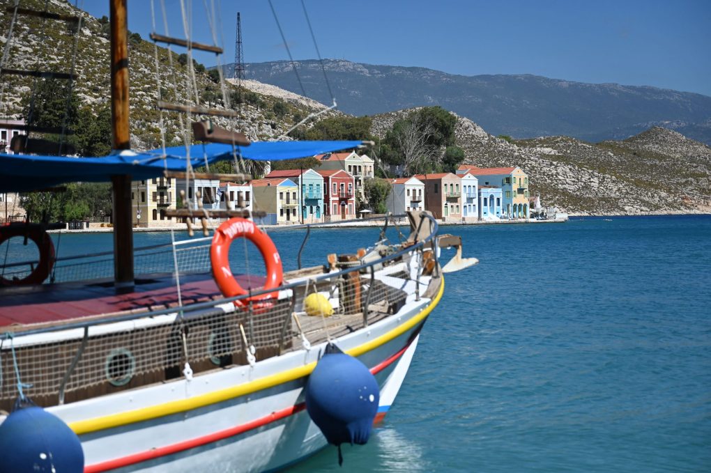 Παρουσία ΥΕΘΑ Νίκου Δένδια στις εκδηλώσεις για την 81η επέτειο Απελευθερώσεως της Νήσου Μεγίστης