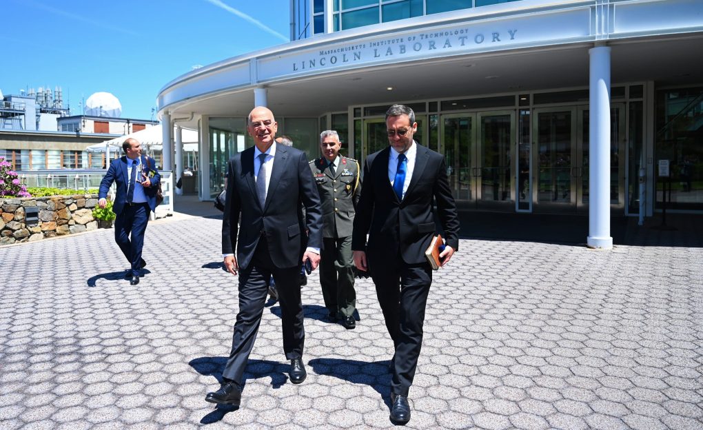 Επίσκεψη ΥΕΘΑ Νίκου Δένδια στη Βοστώνη και στο Εργαστήριο “Lincoln” του ΜΙΤ, στην Αεροπορική Βάση “Hanscom” των ΗΠΑ