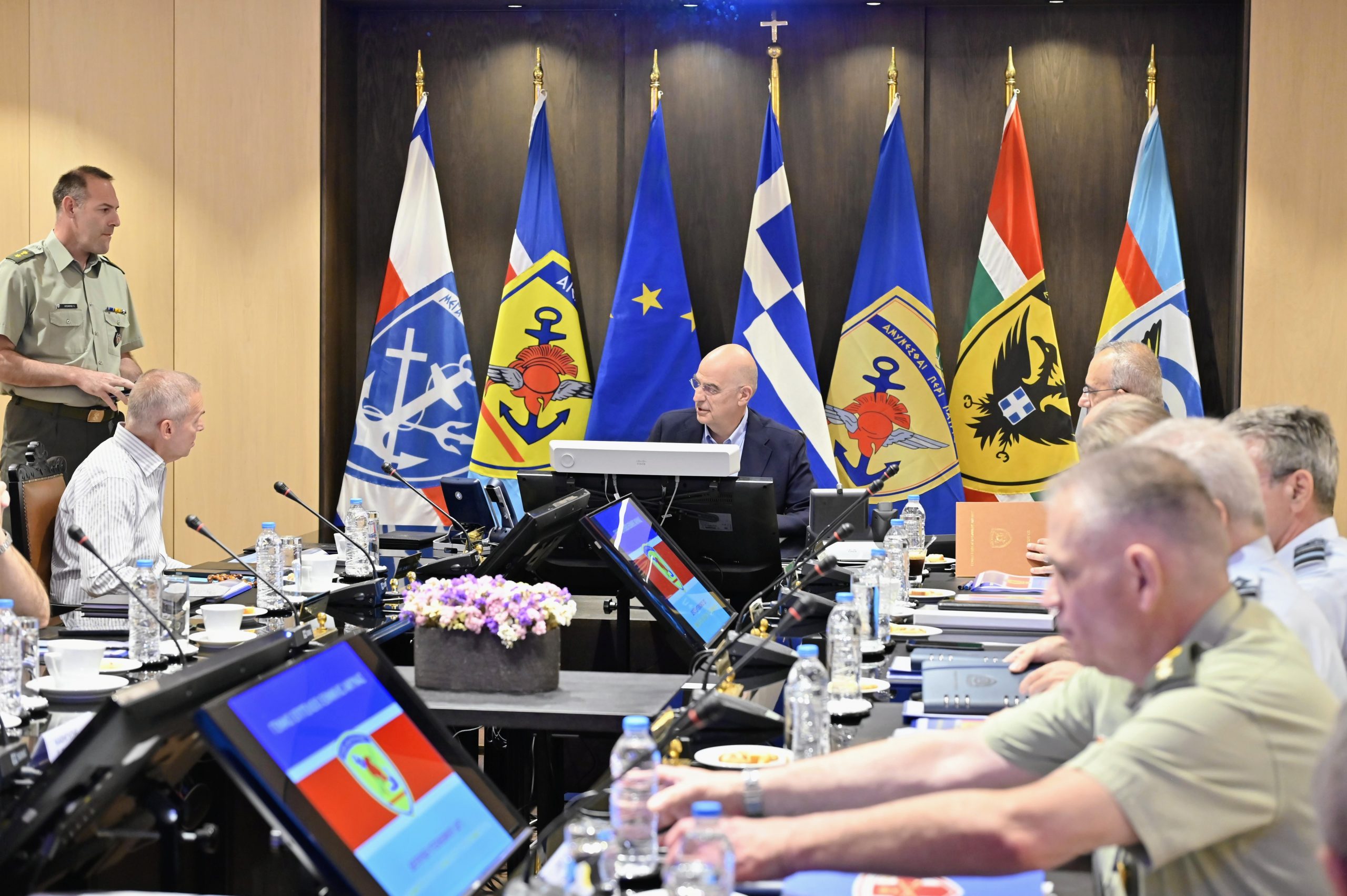 Ευρεία σύσκεψη υπό τον ΥΕΘΑ Ν. Δένδια για την υλοποίηση της μεταρρύθμισης της υγειονομικής περίθαλψης στις Ένοπλες Δυνάμεις