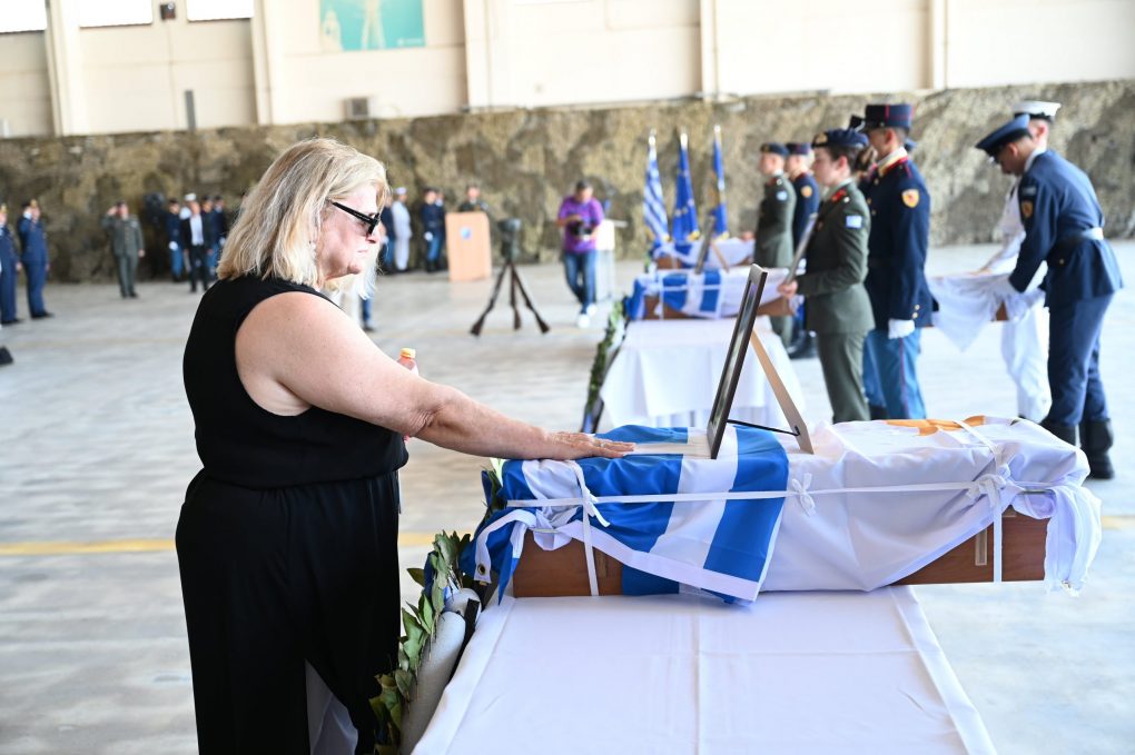 Παρουσία ΥΕΘΑ Ν. Δένδια στην τελετή επαναπατρισμού ταυτοποιηθέντων λειψάνων πεσόντων Οπλιτών από την Κύπρο στην Ελλάδα