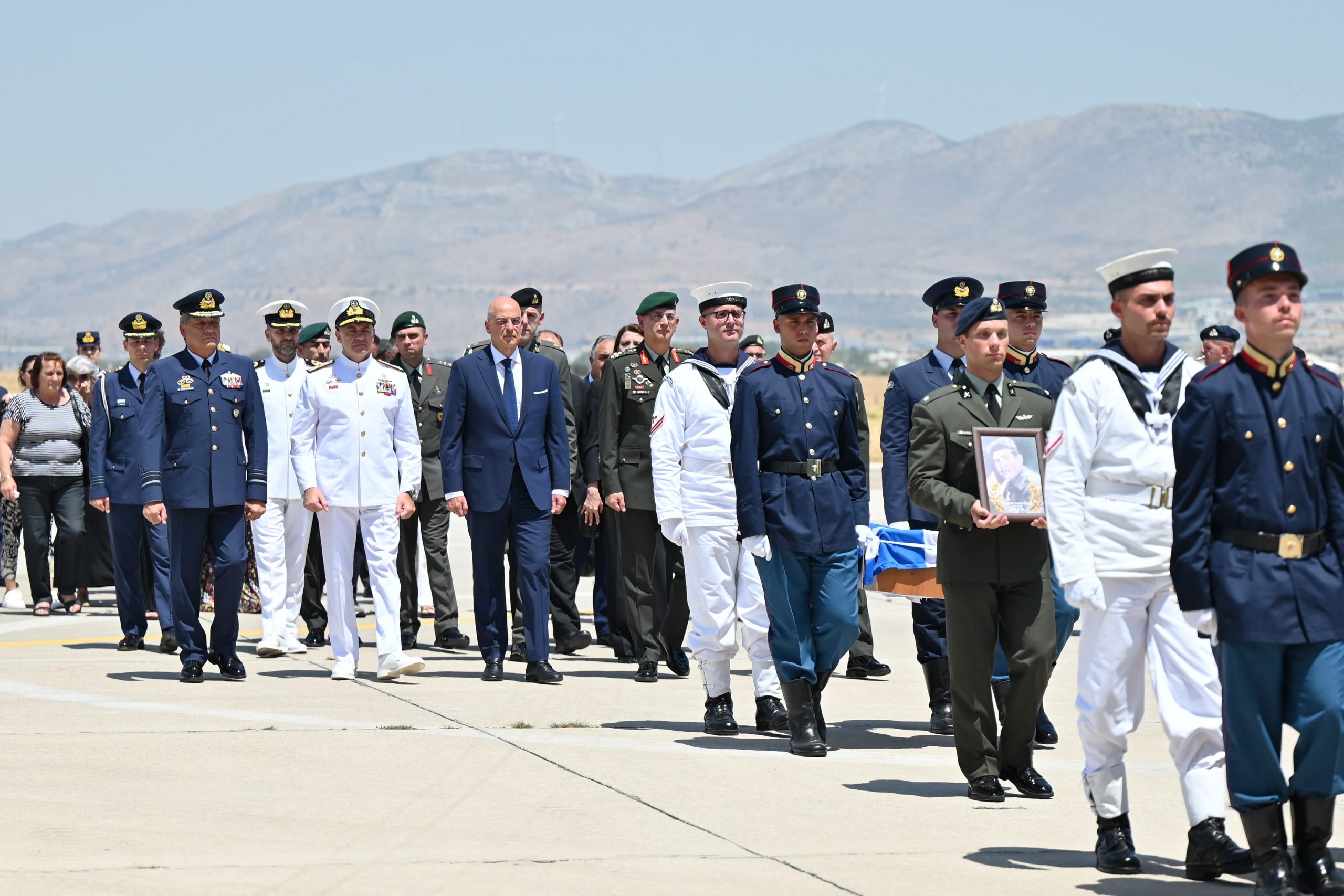 Παρουσία ΥΕΘΑ Ν. Δένδια στην τελετή επαναπατρισμού ταυτοποιηθέντων λειψάνων πεσόντων Οπλιτών από την Κύπρο στην Ελλάδα