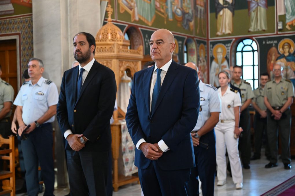 Honouring Ceremony for the fallen in Libya, in the presence of DefMin N ...