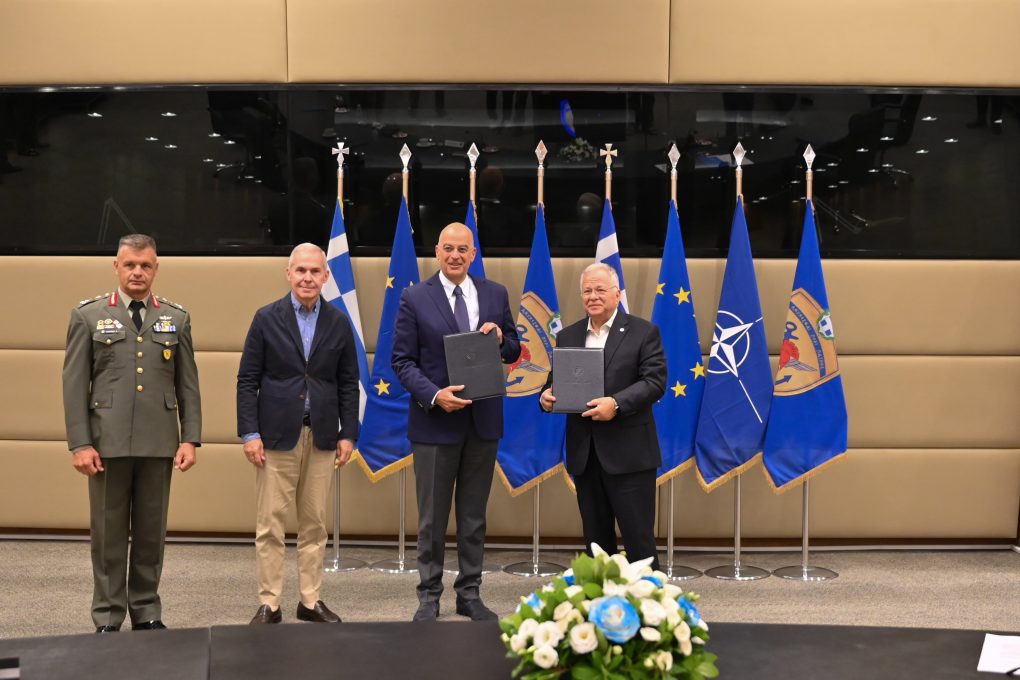 Υπογραφή Μνημονίου Συνεργασίας του ΥΠΕΘΑ με το «Χαμόγελο του Παιδιού»