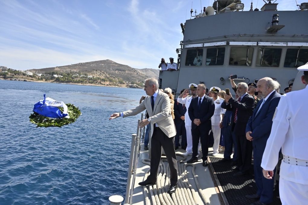 Παρουσία ΥΦΕΘΑ Θανάση Δαβάκη στις εκδηλώσεις μνήμης για την 82η επέτειο από τη βύθιση του Α/Τ «Βασίλισσα Όλγα»