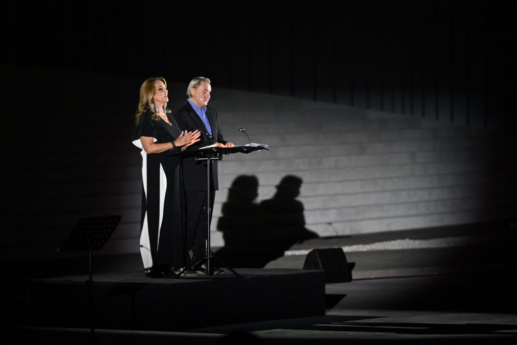 Παρουσία ΥΕΘΑ Νίκου Δένδια στην τελετή αποκαλυπτηρίων της νέας βιοκλιματικής όψης του ΥΠΕΘΑ