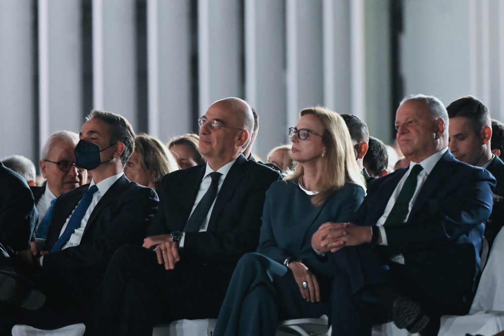 Παρουσία ΥΕΘΑ Νίκου Δένδια στην τελετή αποκαλυπτηρίων της νέας βιοκλιματικής όψης του ΥΠΕΘΑ