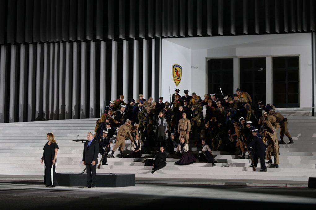 Παρουσία ΥΕΘΑ Νίκου Δένδια στην τελετή αποκαλυπτηρίων της νέας βιοκλιματικής όψης του ΥΠΕΘΑ