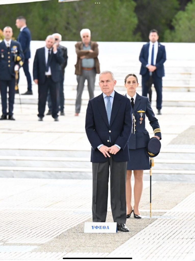 Παρουσία ΥΦΕΘΑ Θανάση Δαβάκη στην τελετή εορτασμού του Προστάτη της Πολεμικής Αεροπορίας στη Σχολή Ικάρων