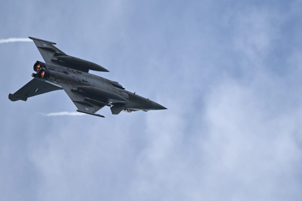 Παρουσία ΥΕΘΑ Νίκου Δένδια στην αεροπορική επίδειξη της Π.Α. στον Φλοίσβο του Παλαιού Φαλήρου, στο πλαίσιο του Εορτασμού για τον Προστάτη της Αρχάγγελο Μιχαήλ