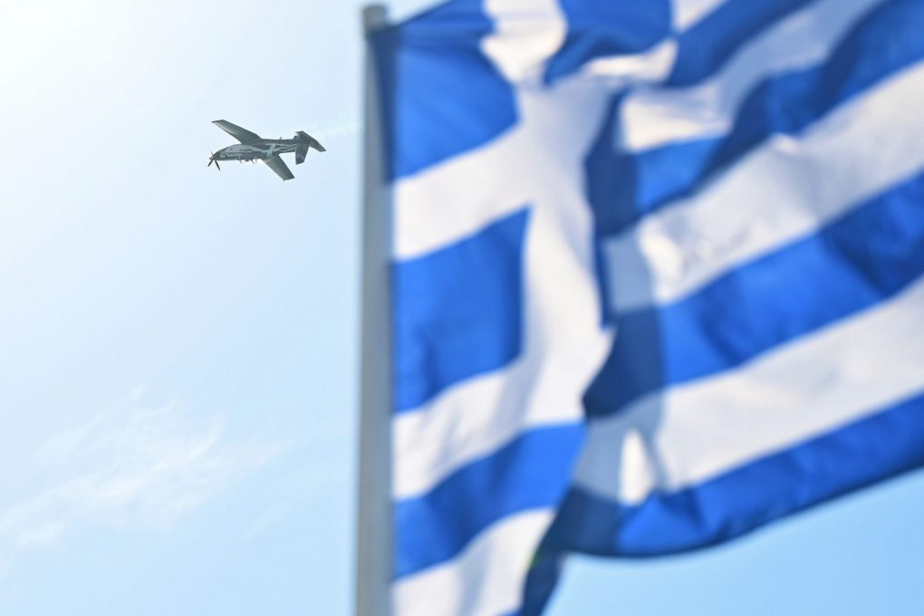 Παρουσία ΥΕΘΑ Νίκου Δένδια στην αεροπορική επίδειξη της Π.Α. στον Φλοίσβο του Παλαιού Φαλήρου, στο πλαίσιο του Εορτασμού για τον Προστάτη της Αρχάγγελο Μιχαήλ
