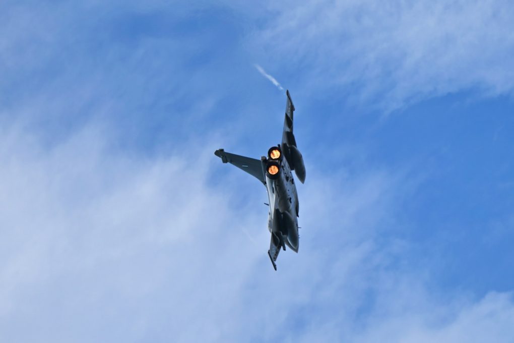 Παρουσία ΥΕΘΑ Νίκου Δένδια στην αεροπορική επίδειξη της Π.Α. στον Φλοίσβο του Παλαιού Φαλήρου, στο πλαίσιο του Εορτασμού για τον Προστάτη της Αρχάγγελο Μιχαήλ