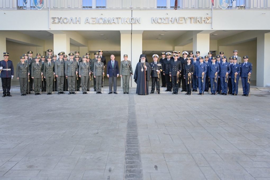 Παρουσία ΥΦΕΘΑ Θανάση Δαβάκη στην Τελετή Ορκωμοσίας των νέων Αξιωματικών της ΣΑΝ