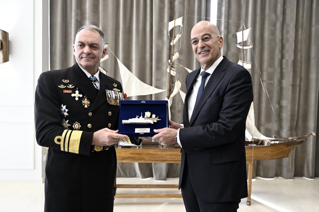 Παρουσία ΥΕΘΑ Νίκου Δένδια στην τελετή επίσημου εορτασμού του Προστάτη του Πολεμικού Ναυτικού Aγίου Νικολάου στη ΣΝΔ