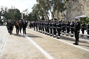 Παρουσία ΥΕΘΑ Νίκου Δένδια στην τελετή επίσημου εορτασμού του Προστάτη του Πολεμικού Ναυτικού Aγίου Νικολάου στη ΣΝΔ