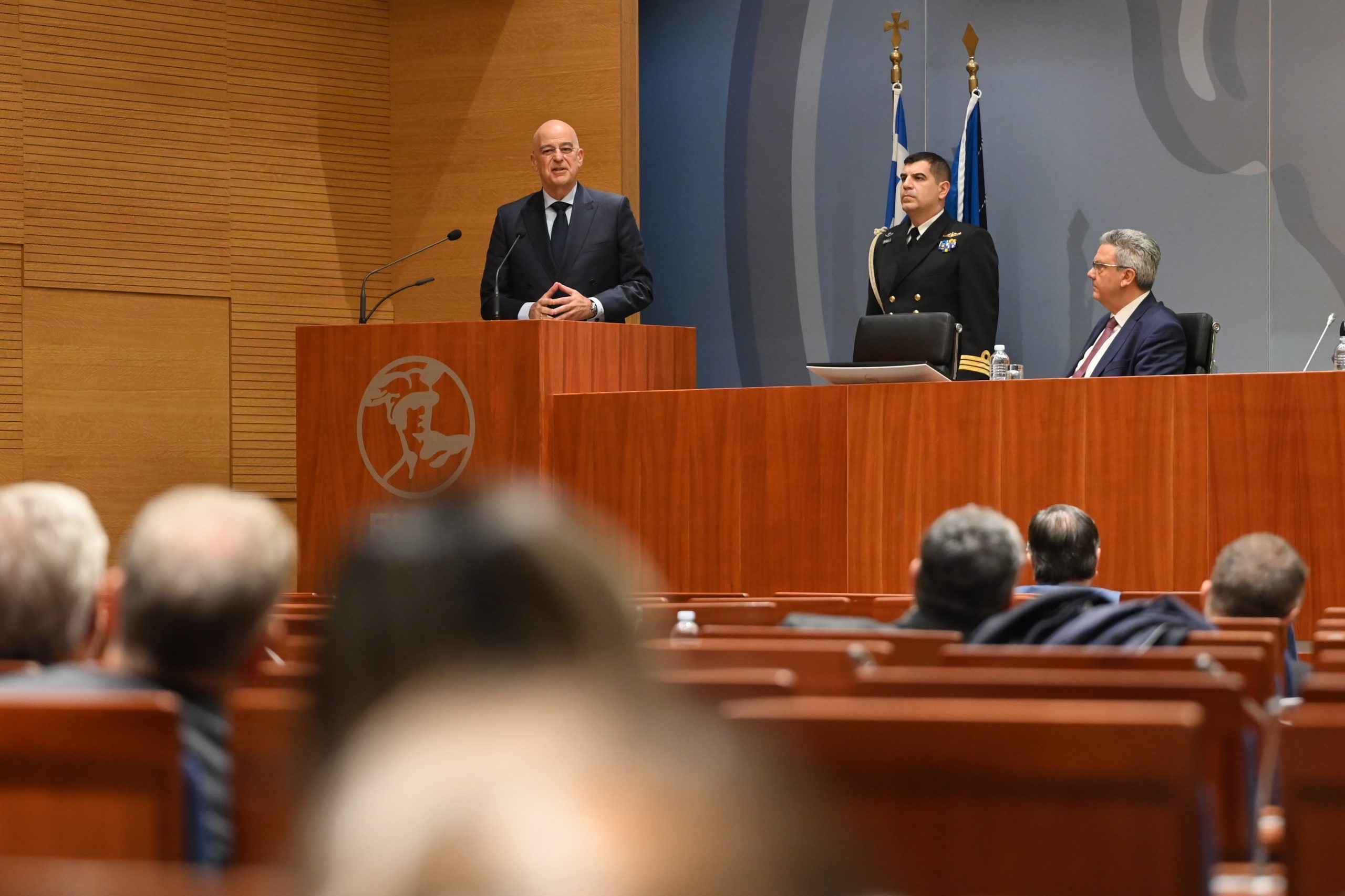 Παρουσία ΥΕΘΑ Νίκου Δένδια στην τακτική συνεδρίαση του ΔΣ του ΕΒΕΑ 