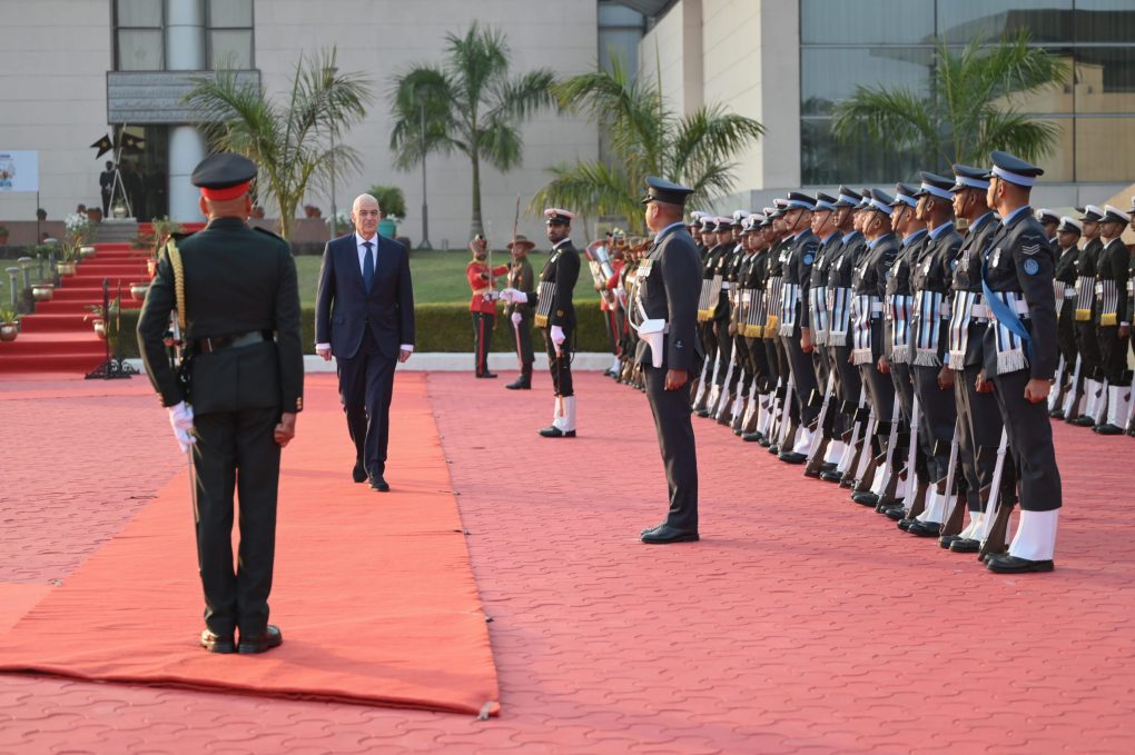 Συνάντηση ΥΕΘΑ Ν. Δένδια με τον ΥΠΑΜ της Ινδίας Ρ. Σινγκ και ολοκλήρωση της επίσκεψής του στο Νέο Δελχί
