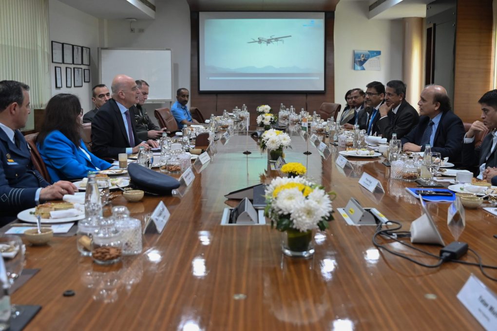 Συνάντηση ΥΕΘΑ Ν. Δένδια με τον ΥΠΑΜ της Ινδίας Ρ. Σινγκ και ολοκλήρωση της επίσκεψής του στο Νέο Δελχί