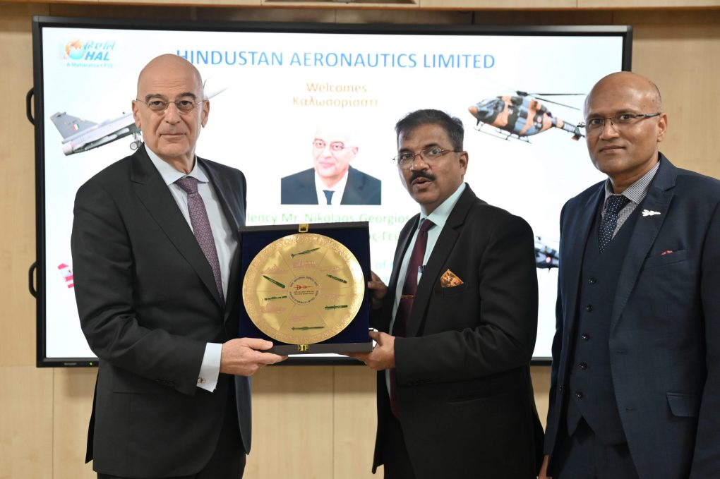 Συνάντηση ΥΕΘΑ Ν. Δένδια με τον ΥΠΑΜ της Ινδίας Ρ. Σινγκ και ολοκλήρωση της επίσκεψής του στο Νέο Δελχί