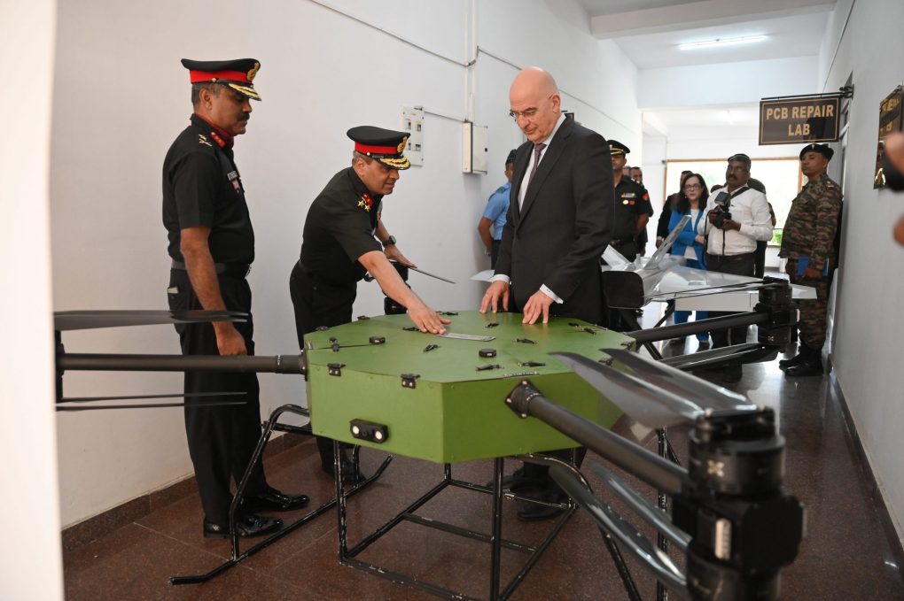 Συνάντηση ΥΕΘΑ Ν. Δένδια με τον ΥΠΑΜ της Ινδίας Ρ. Σινγκ και ολοκλήρωση της επίσκεψής του στο Νέο Δελχί