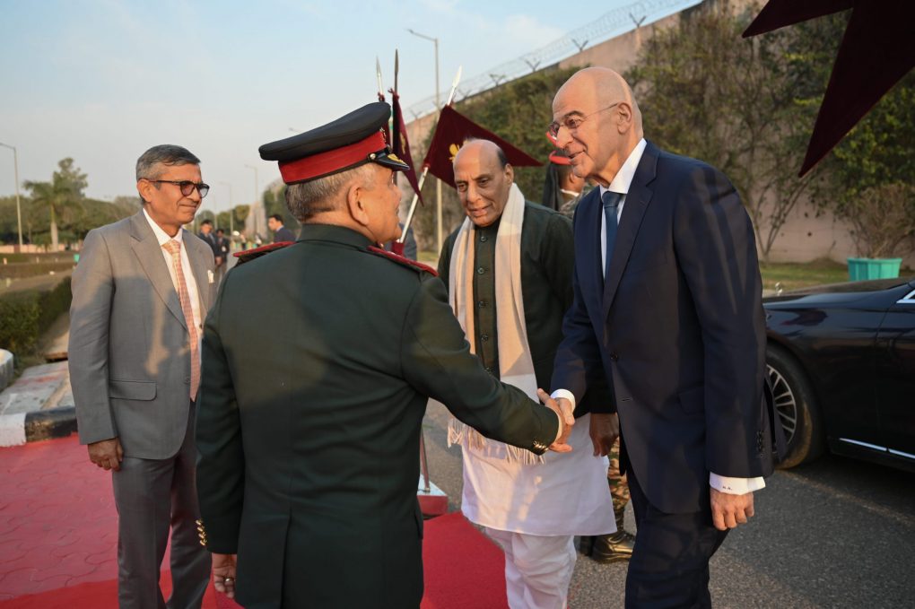 Συνάντηση ΥΕΘΑ Ν. Δένδια με τον ΥΠΑΜ της Ινδίας Ρ. Σινγκ και ολοκλήρωση της επίσκεψής του στο Νέο Δελχί