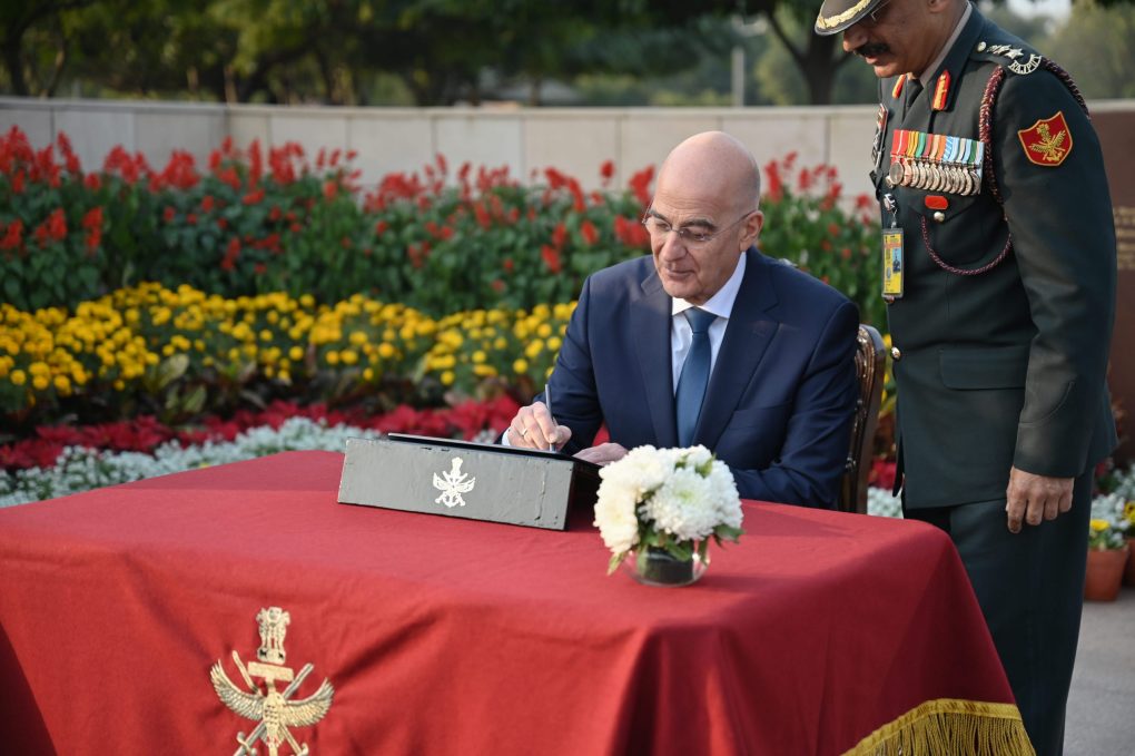 Συνάντηση ΥΕΘΑ Ν. Δένδια με τον ΥΠΑΜ της Ινδίας Ρ. Σινγκ και ολοκλήρωση της επίσκεψής του στο Νέο Δελχί