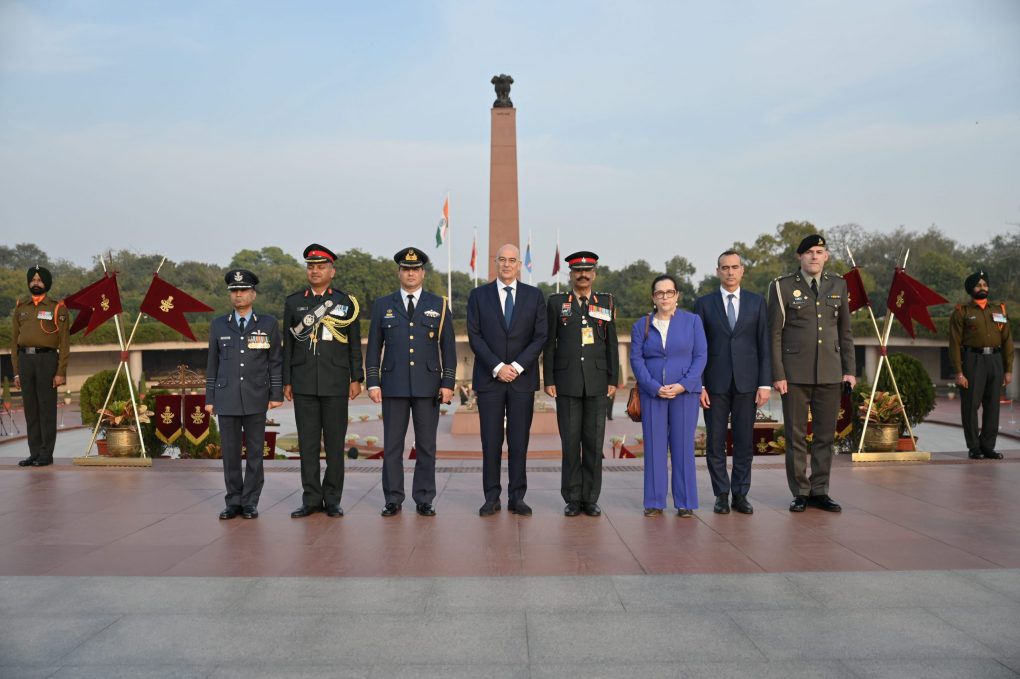 Συνάντηση ΥΕΘΑ Ν. Δένδια με τον ΥΠΑΜ της Ινδίας Ρ. Σινγκ και ολοκλήρωση της επίσκεψής του στο Νέο Δελχί