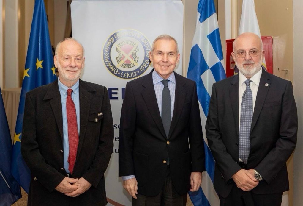 Ο ΥΦΕΘΑ Θανάσης Δαβάκης στην ετήσια εκδήλωση του Συνδέσμου Ελλήνων Κατασκευαστών Αμυντικού Υλικού (ΣΕΚΠΥ)