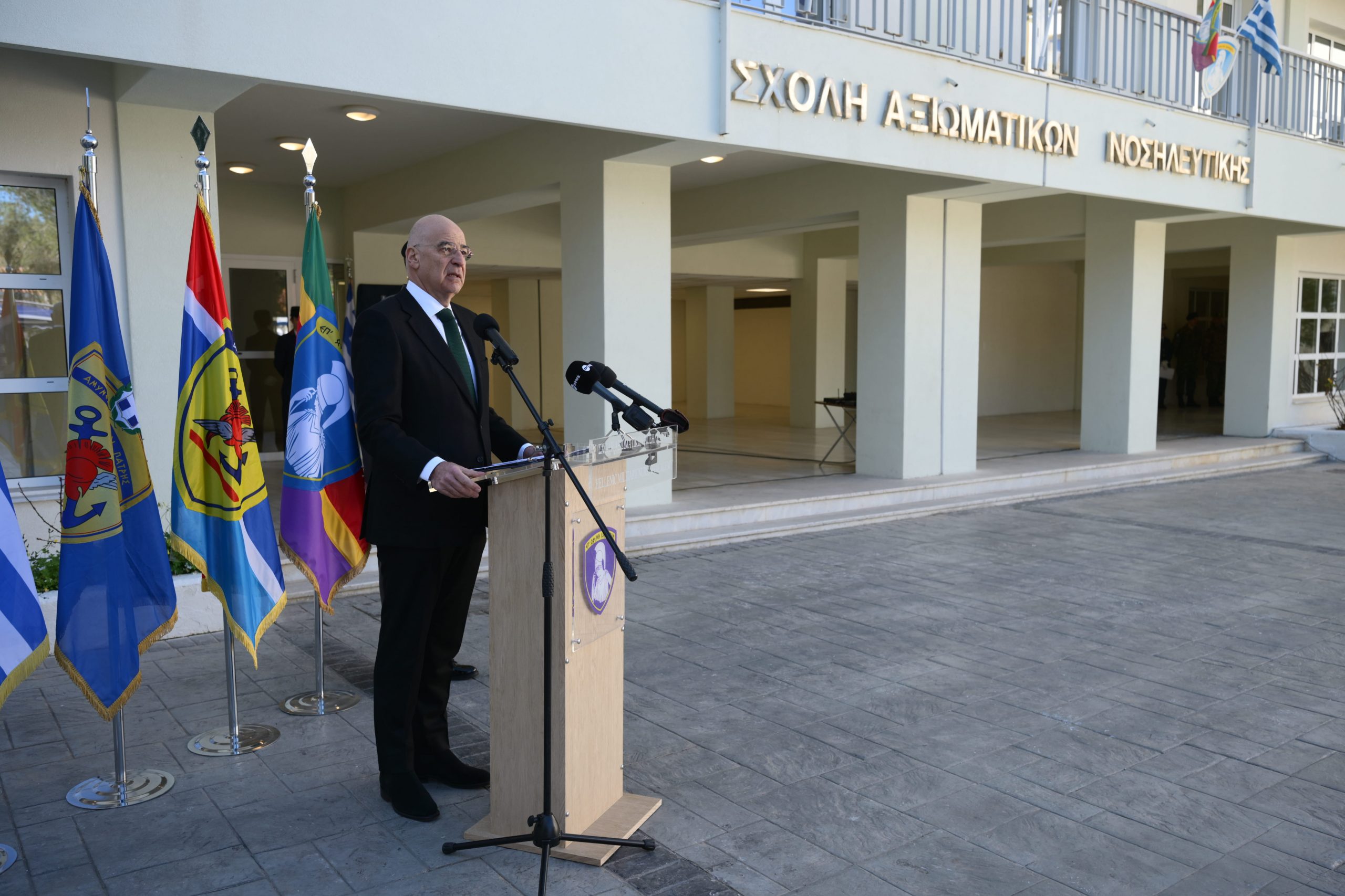 Παρουσία ΥΕΘΑ Νίκου Δένδια στην τελετή Ονοματοδοσίας των Κτιρίων Διαβίωσης της Σχολής Αξιωματικών Νοσηλευτικής (ΣΑΝ)