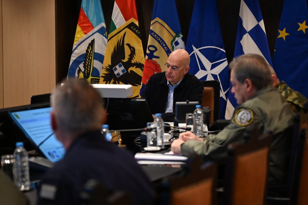 Έκτακτη σύσκεψη στο ΥΠΕΘΑ υπό τον Υπουργό Εθνικής Άμυνας Ν. Δένδια για τις εξελίξεις στην ευρύτερη περιοχή της Μ. Ανατολής