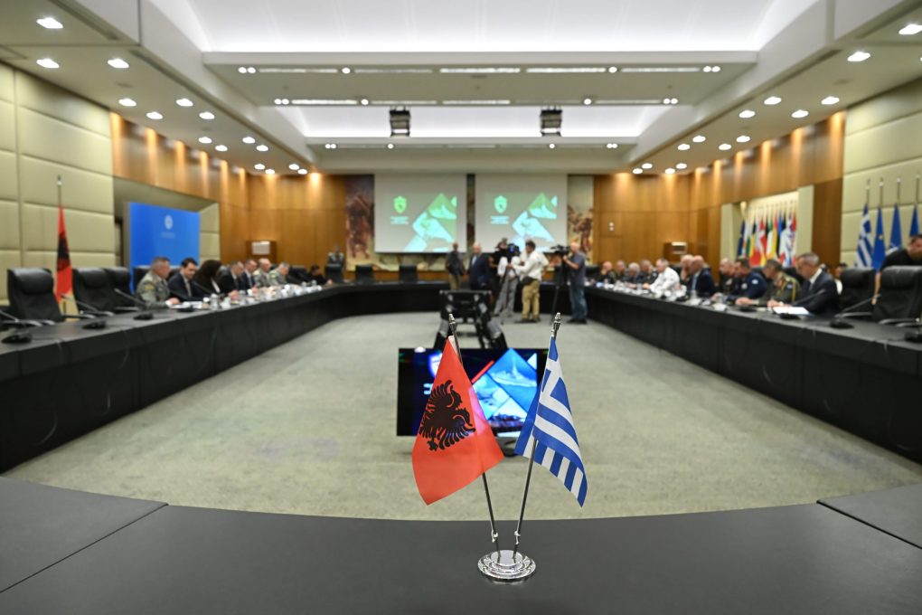 Συνάντηση του Υπουργού Εθνικής Άμυνας Ν. Δένδια με τον Υπουργό Άμυνας της Αλβανίας E. Nufi