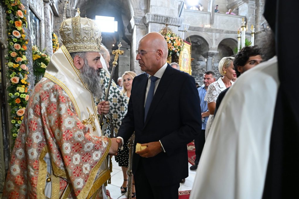 Παρουσία ΥΕΘΑ Ν. Δένδια στον εορτασμό της Κοίμησης της Θεοτόκου στο Ιερό Προσκύνημα Παναγίας Εκατονταπυλιανής Πάρου